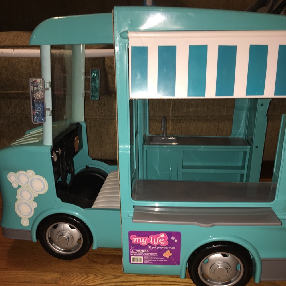 Pet Grooming Truck